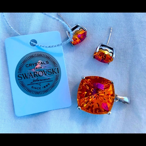 Swarovski Jewelry - Swarovski Crystal ASTRAL PINK pendant and earrings.